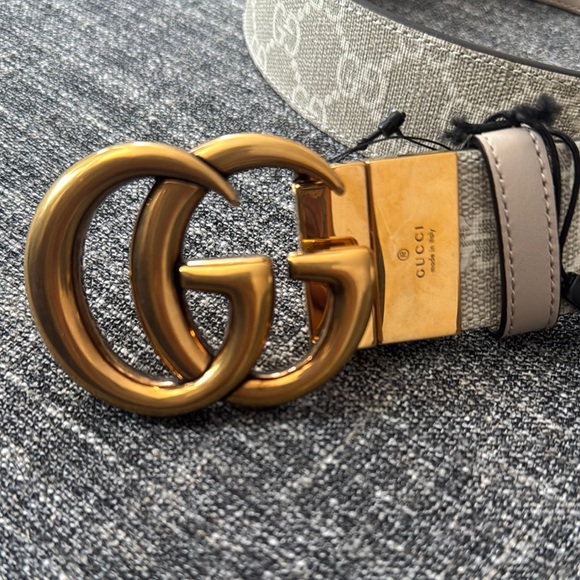 Gucci Gold and Cream Belt with Double G Buckle - Picture 7 of 8